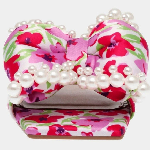 🩷🔹️ Betsey Johnson🔹️ LIAH Womens Satin Pearl trim Flatform Sandals - Picture 3 of 13